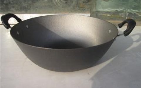 铁锅容易生锈 如何保养铁锅