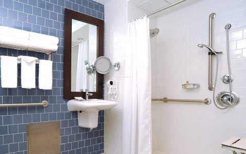小户型浴室镜如何选择？